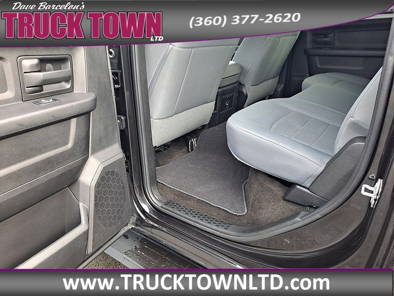 Used 2017 RAM 1500 Express AWD/4WD image 11
