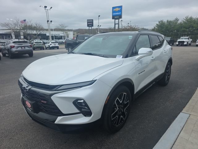 Used 2023 Chevrolet Blazer RS w/ Enhanced Convenience Package AWD/4WD image 6