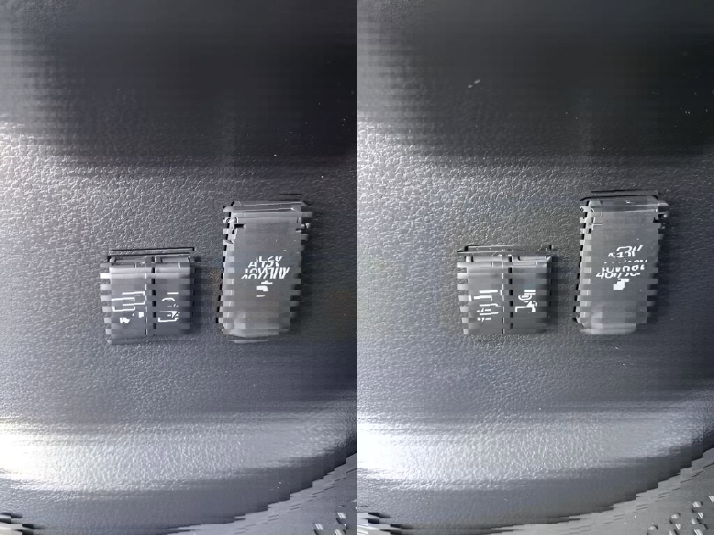 New 2026 Toyota Tundra SR5 image 9