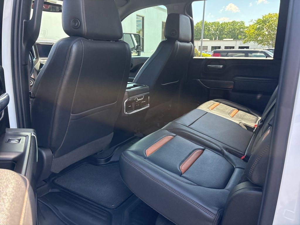 Used 2021 GMC Sierra 2500 AT4 w/ Gooseneck/5TH Wheel Package AWD/4WD image 17