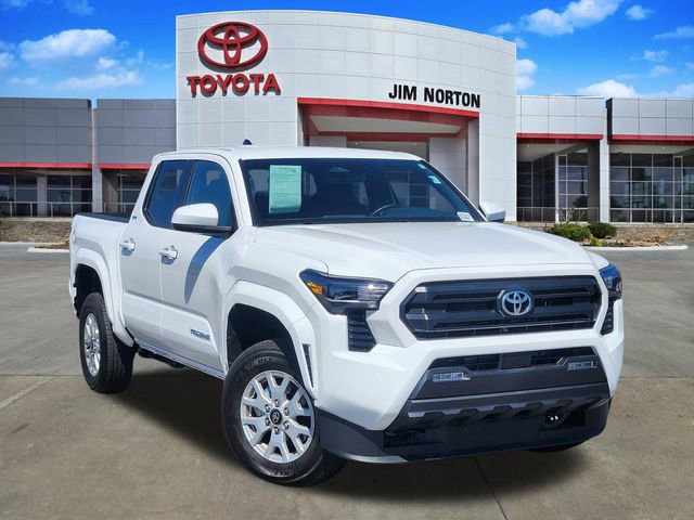 Used 2026 Toyota Tacoma SR5 AWD/4WD image 1