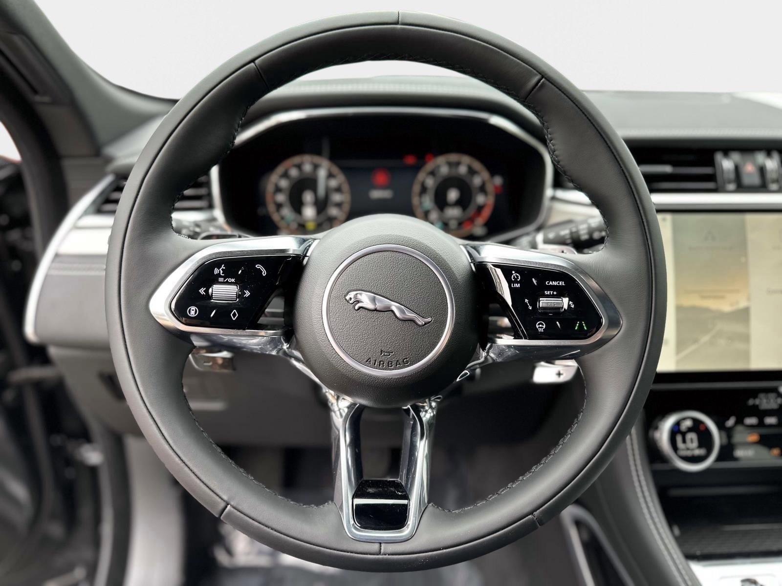 New 2026 Jaguar F-PACE R-Dynamic S AWD/4WD image 20