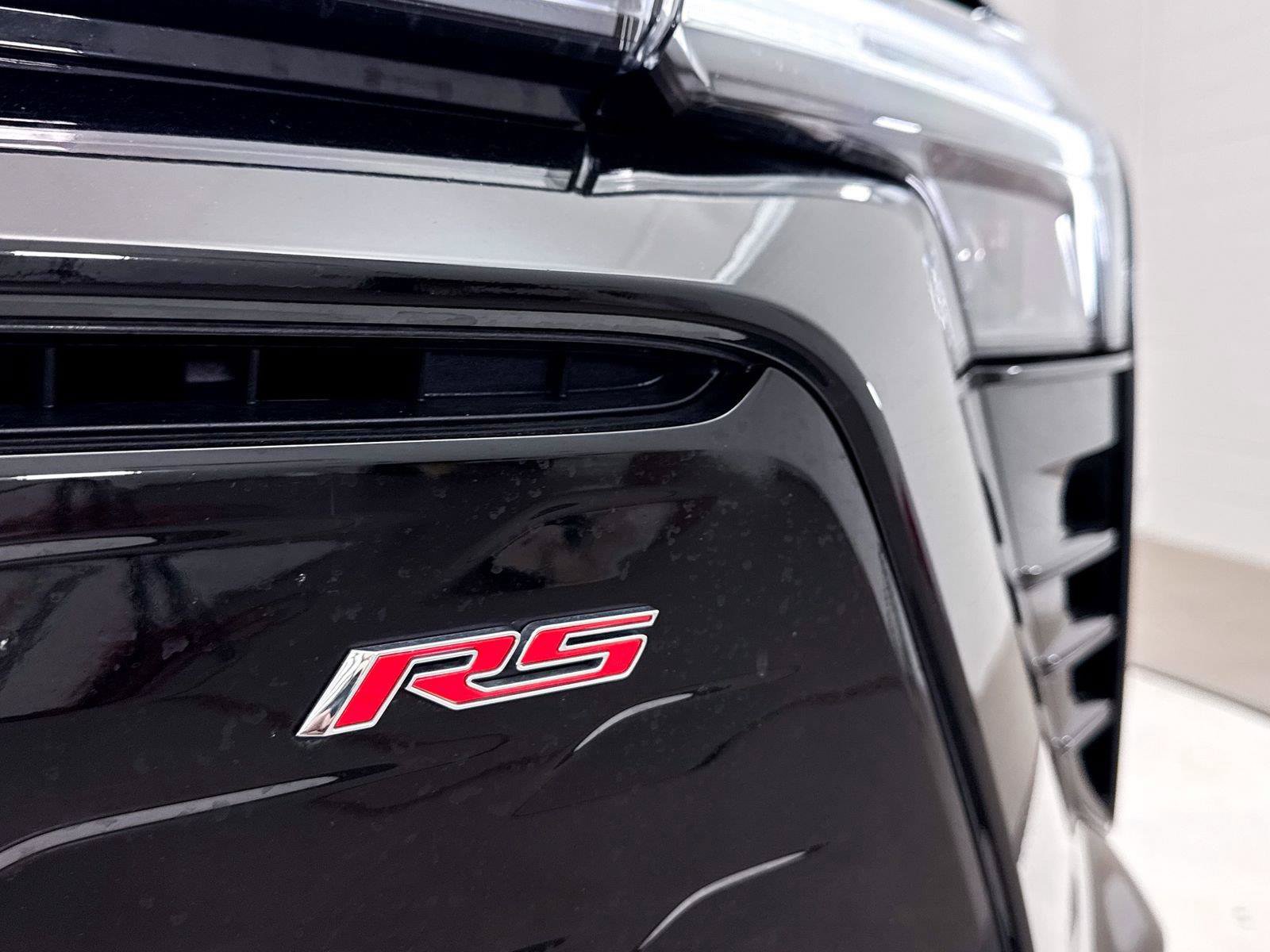 Used 2024 Chevrolet Blazer EV RS AWD/4WD image 3
