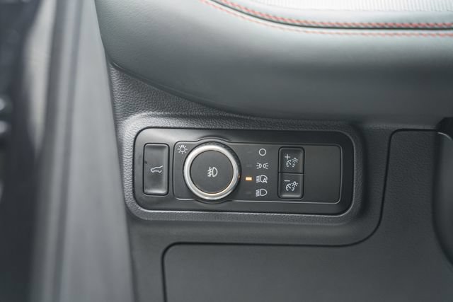 Used 2025 Ford Explorer ST-Line w/ ST-Line Street Pack AWD/4WD image 49