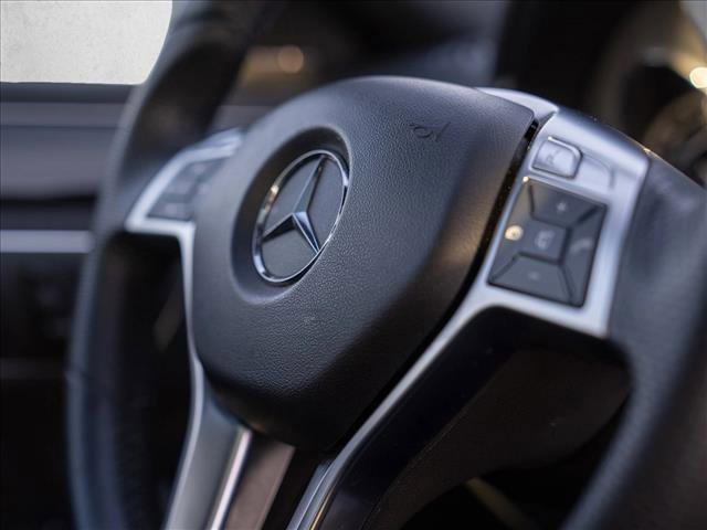 Used 2013 Mercedes-Benz E 550 4MATIC Sedan image 22