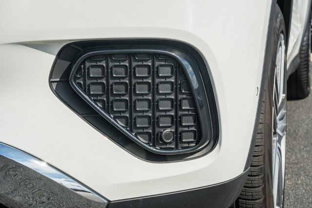Certified 2025 Mercedes-Benz GLS 450 4MATIC image 16
