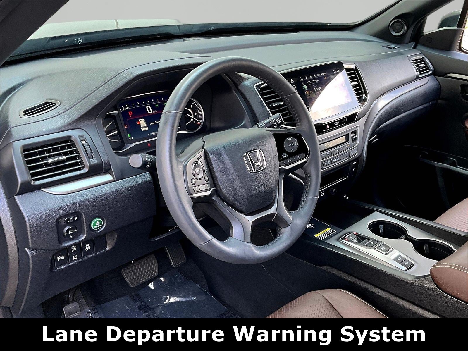 Used 2025 Honda Passport EX-L image 16
