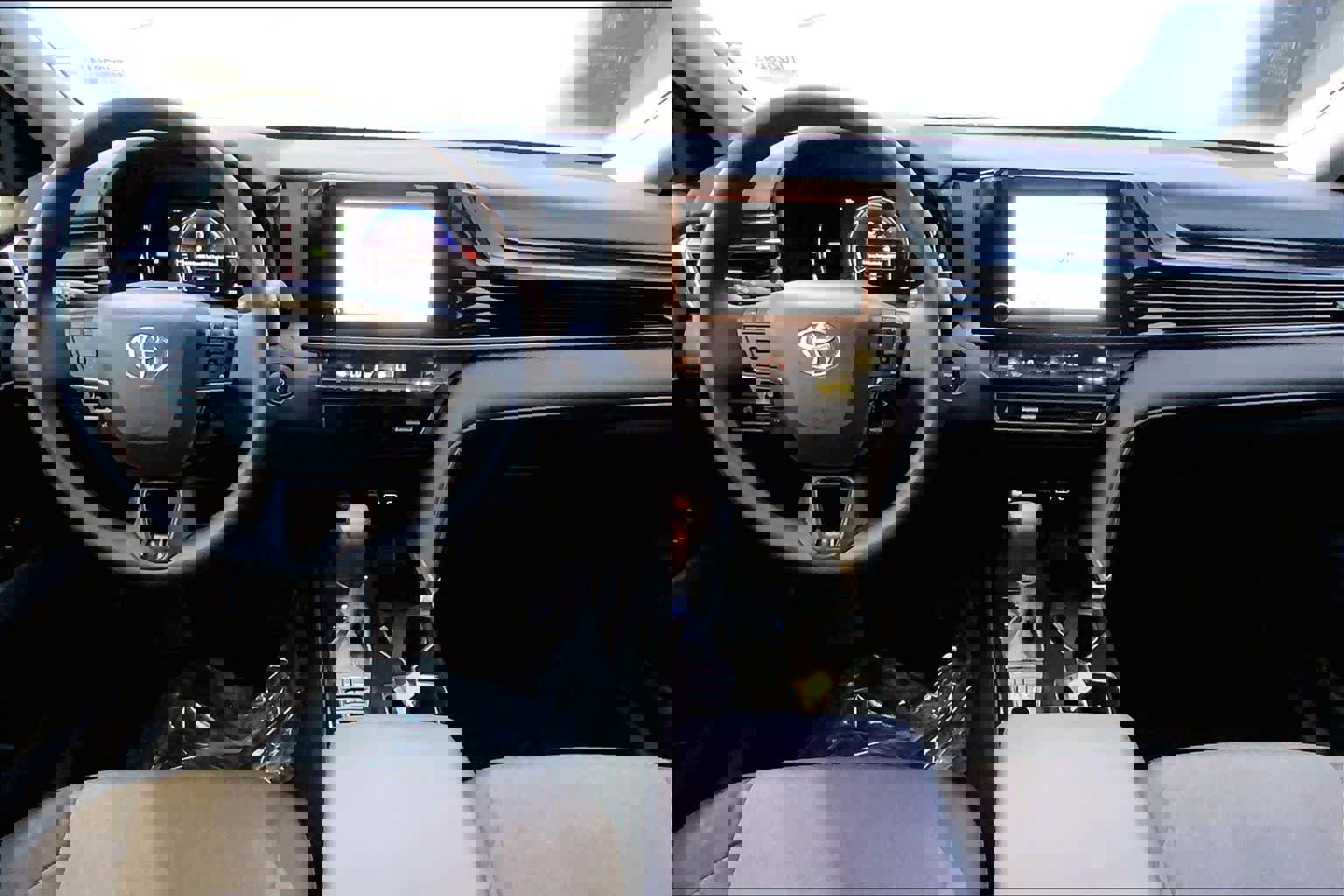 Used 2026 Toyota Camry LE image 15