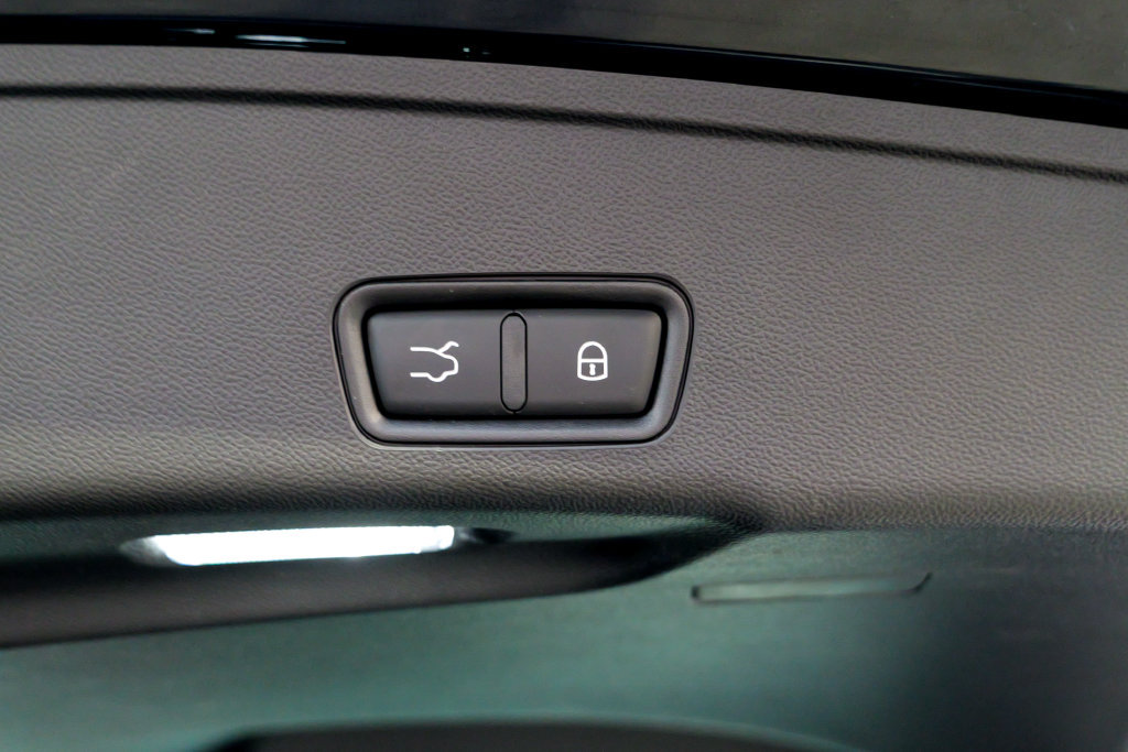 Used 2023 Maserati Grecale Modena AWD/4WD image 59