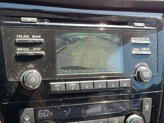 Used 2016 Nissan Rogue SV FWD image 22