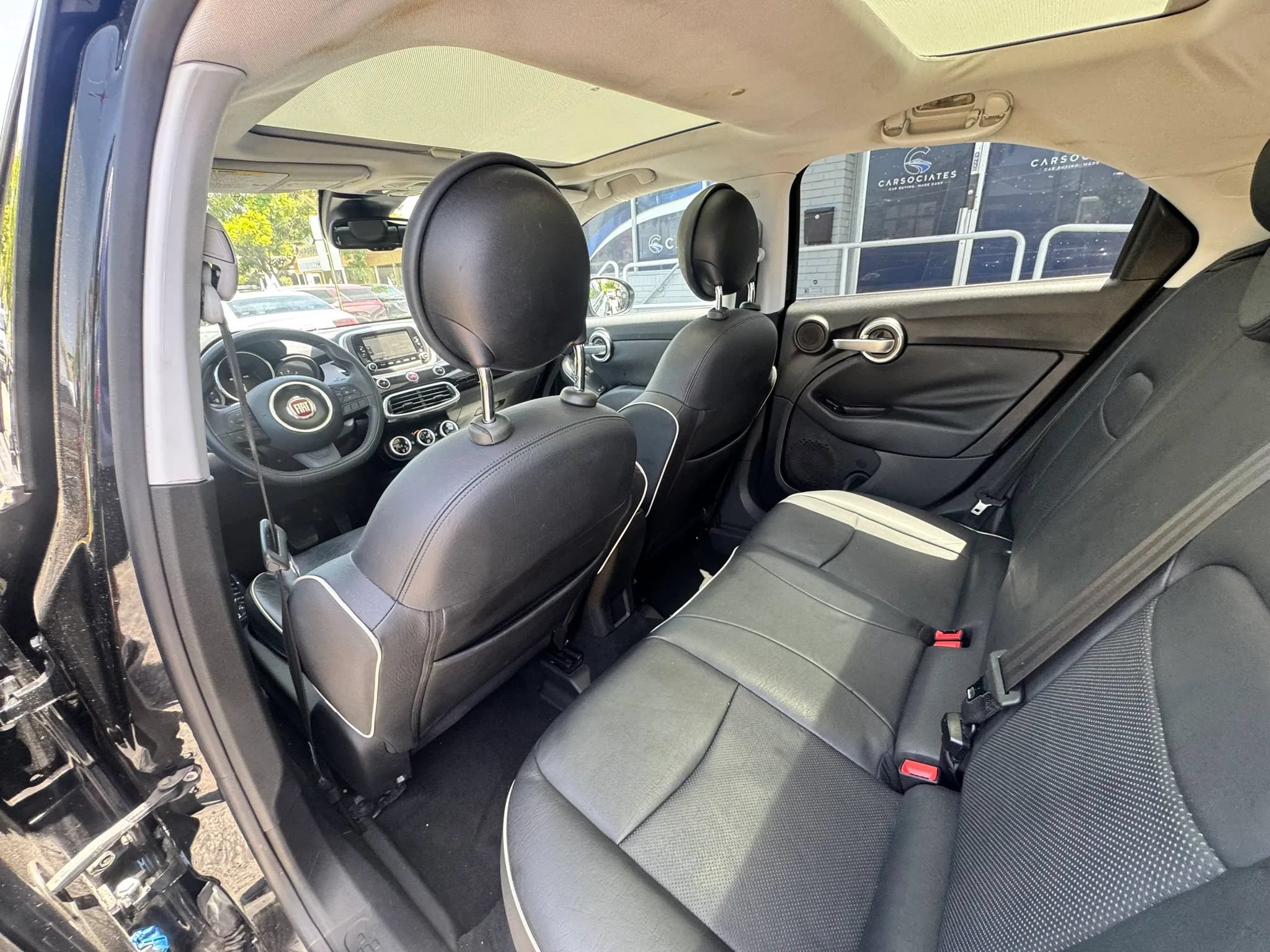Used 2017 FIAT 500X Lounge w/ Lounge Premium Package (FWD) image 17