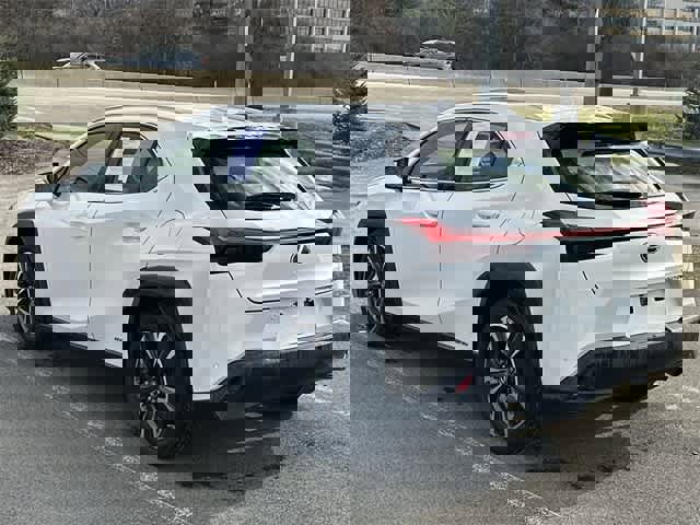 Used 2020 Lexus UX 250h w/ Premium Package image 24