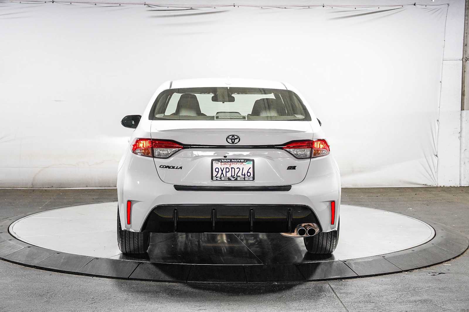Certified 2026 Toyota Corolla SE FWD image 4