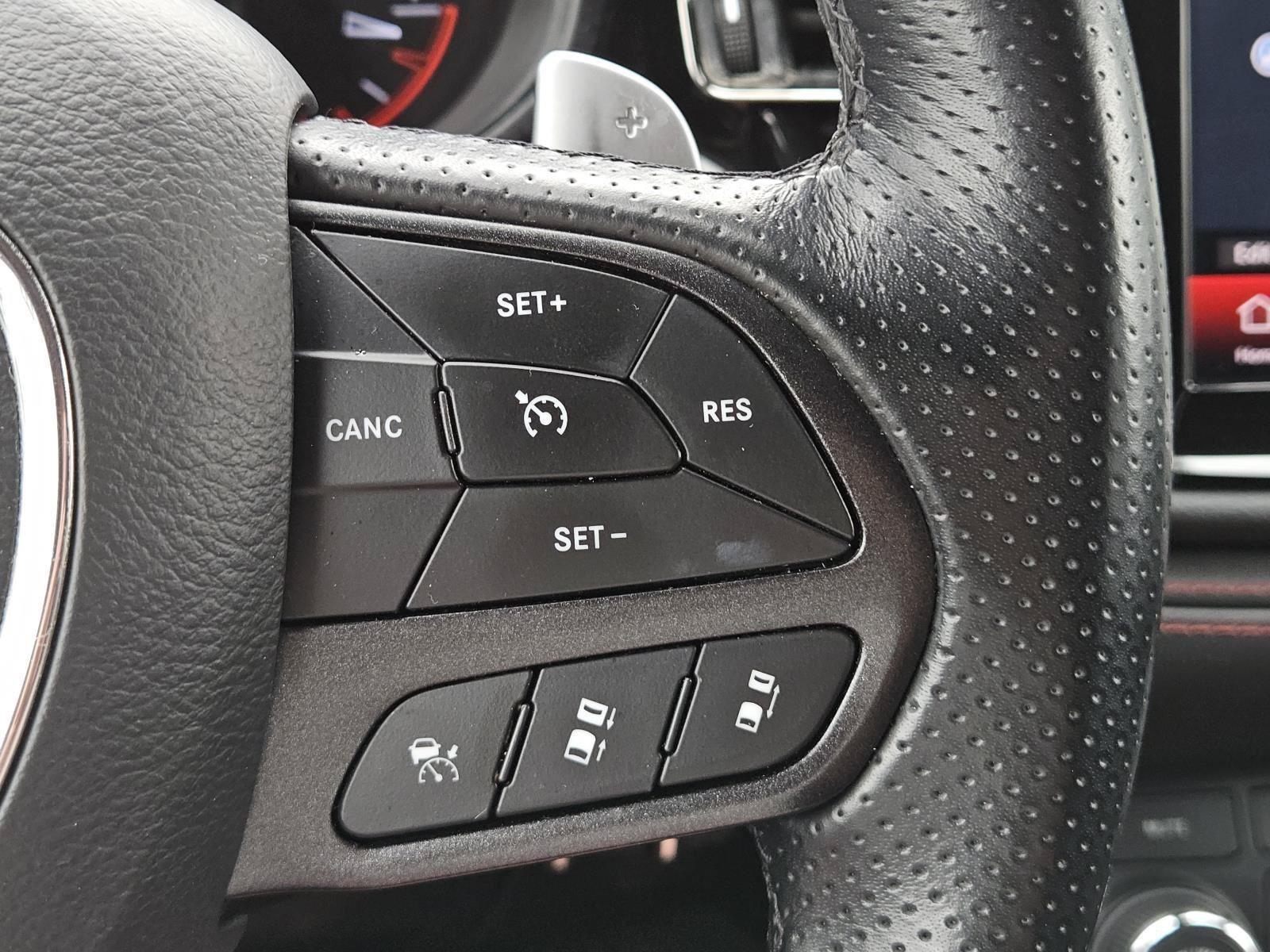 Used 2024 Dodge Durango GT AWD/4WD image 22