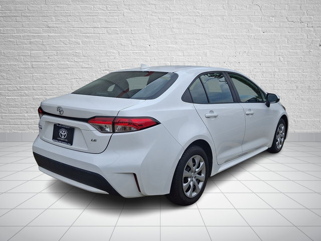 Used 2022 Toyota Corolla LE FWD image 6