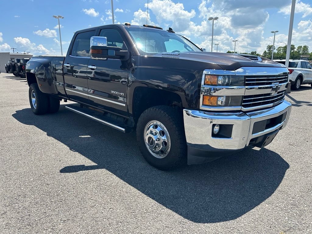 Used 2018 Chevrolet Silverado 3500 LTZ w/ Duramax Plus Package AWD/4WD image 4