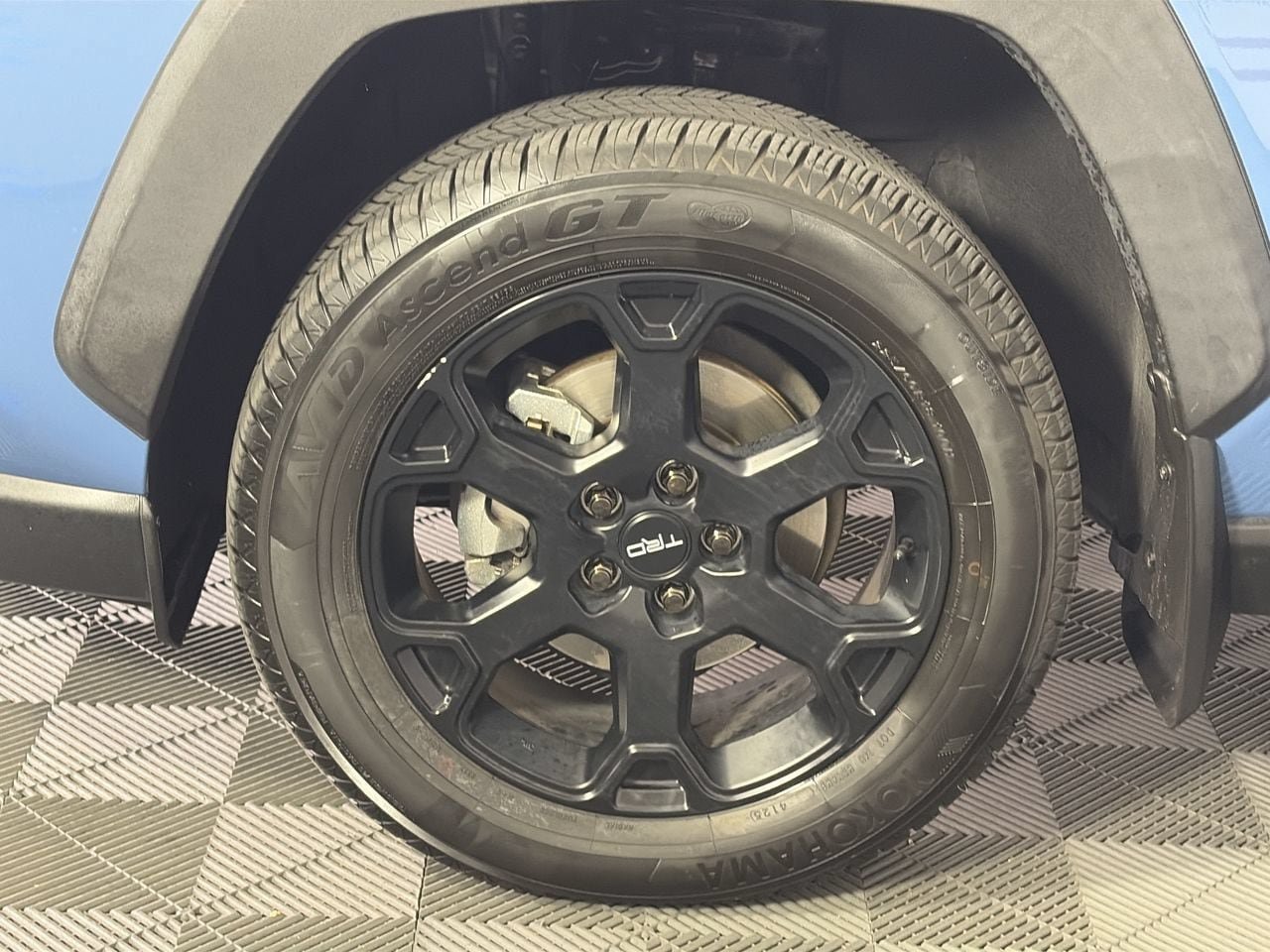 Used 2023 Toyota RAV4 TRD Off-Road w/ TRD Off-Road Weather Package AWD/4WD image 10