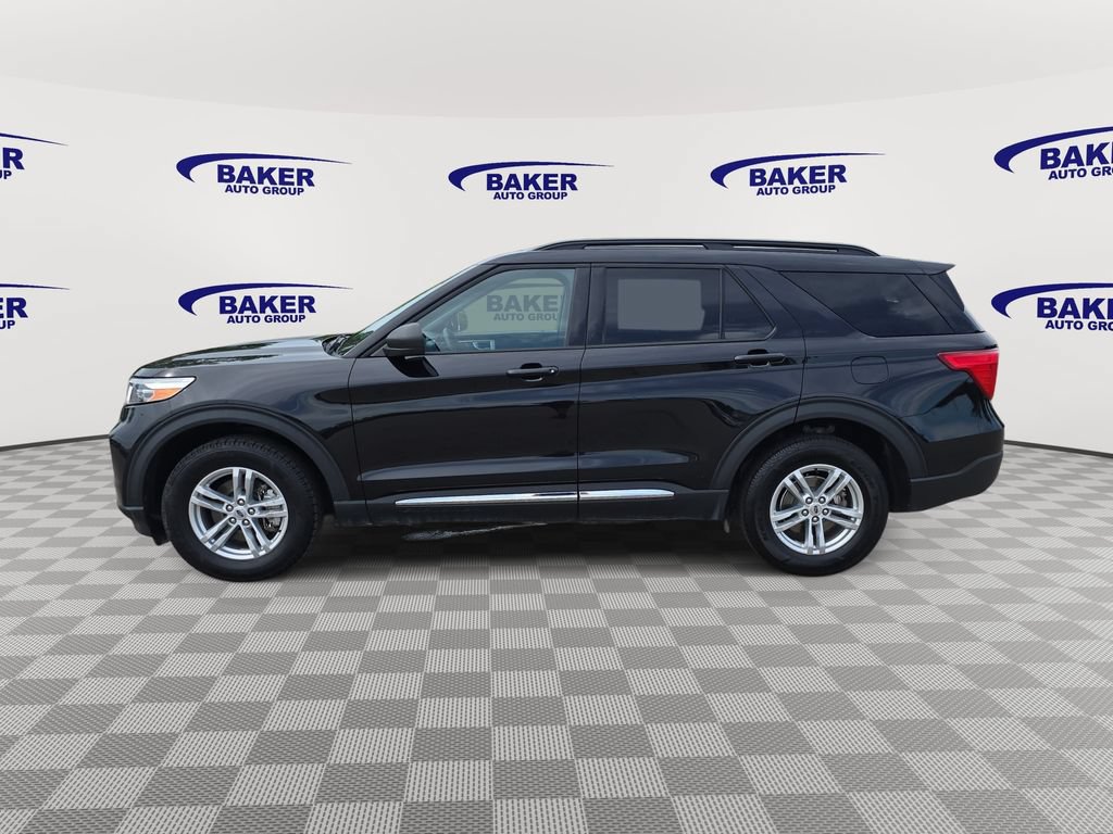Used 2022 Ford Explorer XLT w/ Equipment Group 202A AWD/4WD image 8