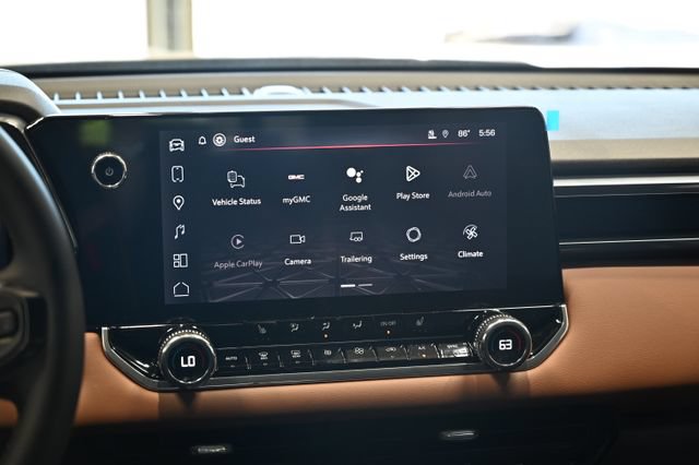 New 2026 GMC Canyon AT4 AWD/4WD image 17