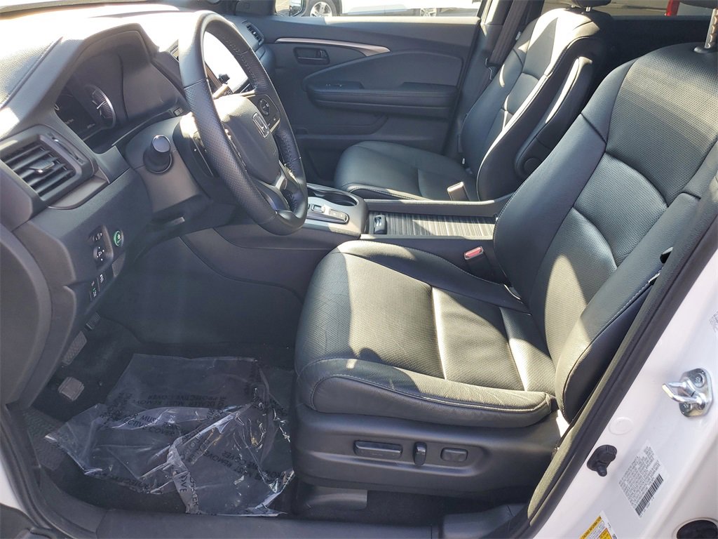 Certified 2023 Honda Passport EX-L image 19