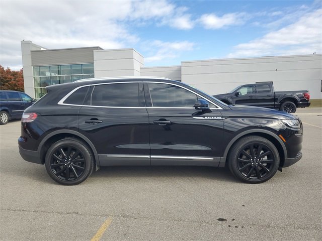 Certified 2023 Lincoln Nautilus Reserve image 8