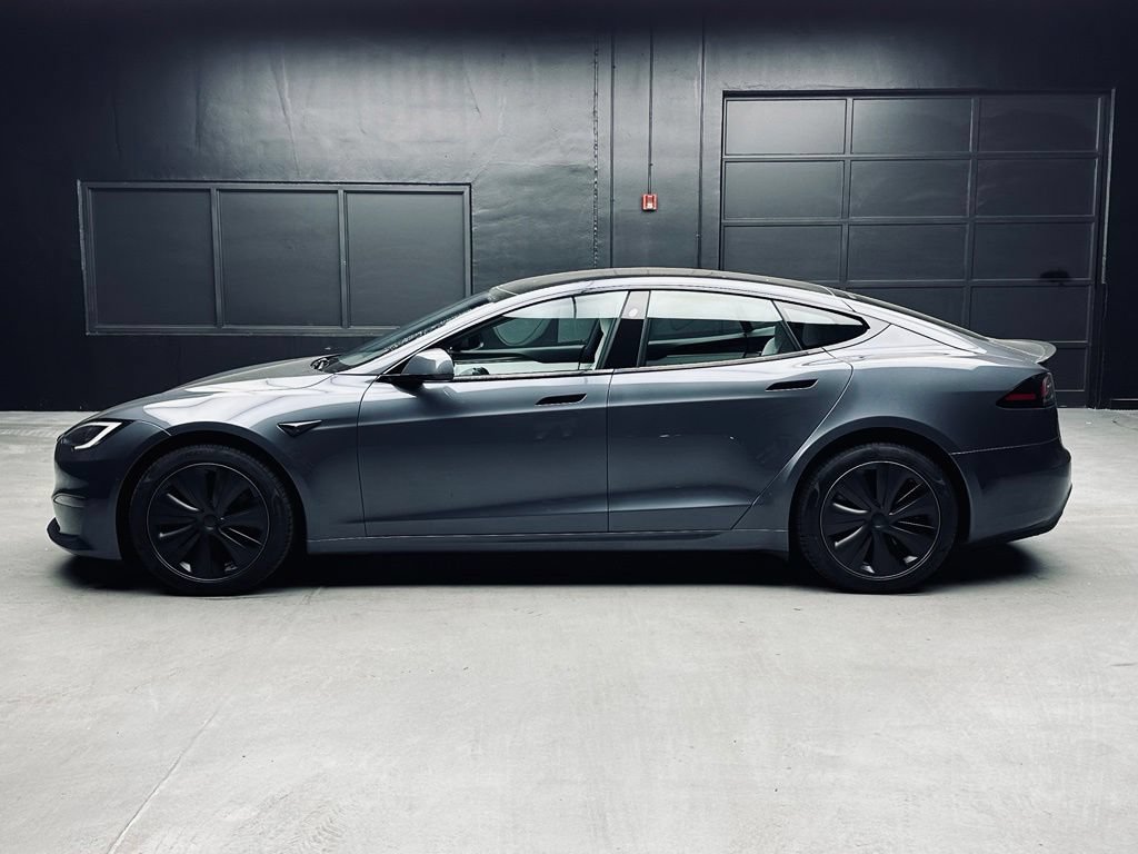 Used 2022 Tesla Model S Plaid AWD/4WD image 3