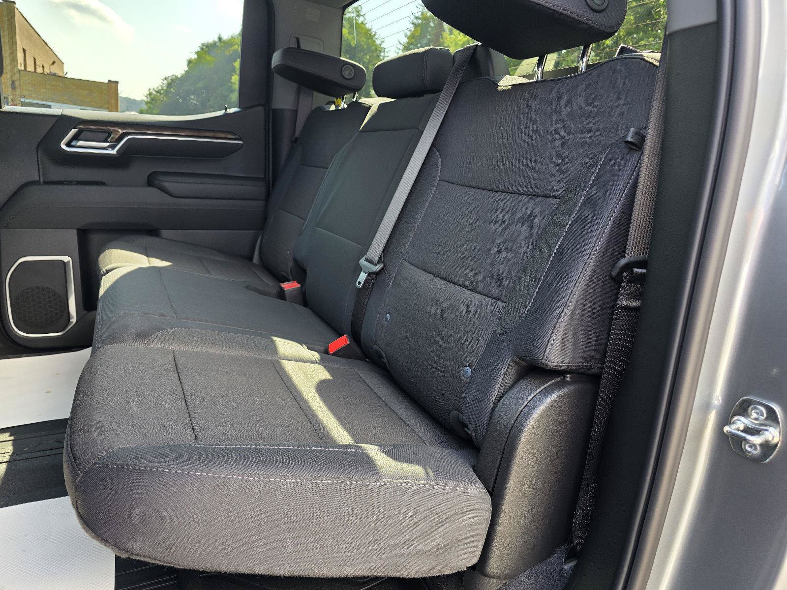 New 2026 Chevrolet Silverado 1500 LT w/ LPO, Liner Protection Package AWD/4WD image 24