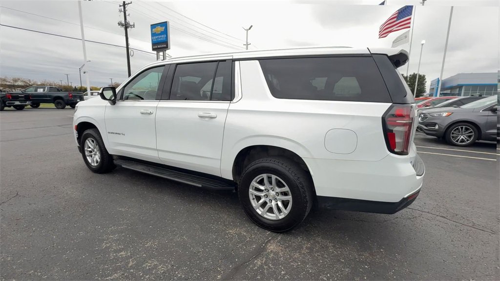 Used 2021 Chevrolet Suburban LT image 6