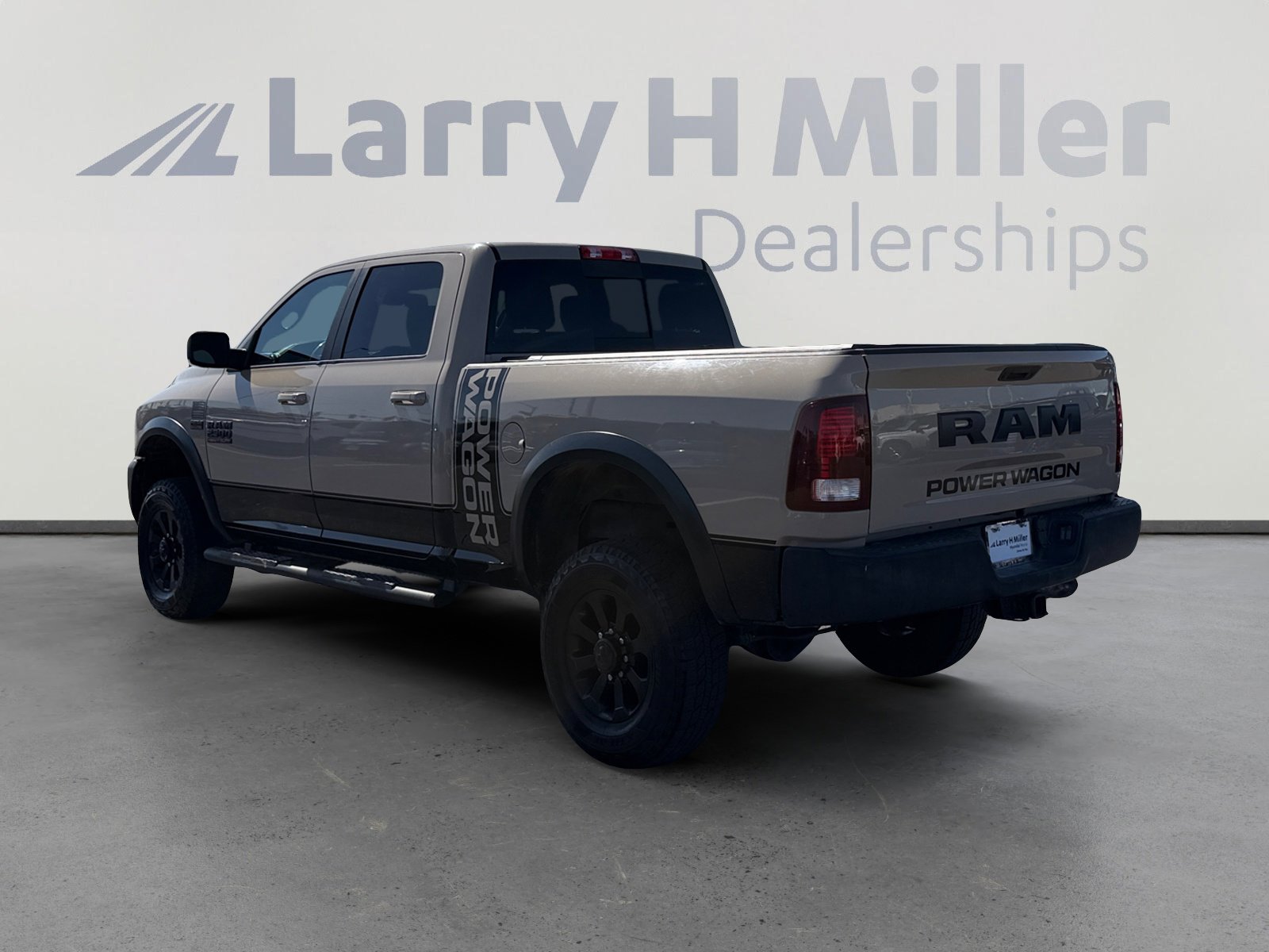 Used 2018 RAM 2500 Power Wagon AWD/4WD image 3