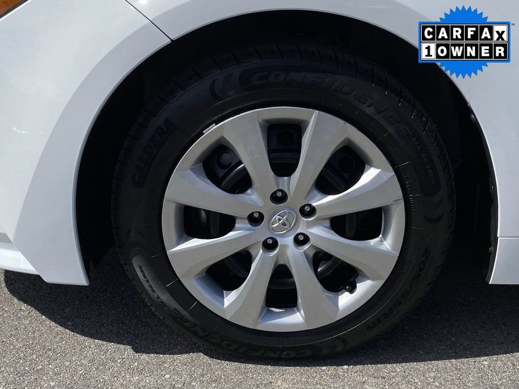 Certified 2025 Toyota Corolla LE image 14