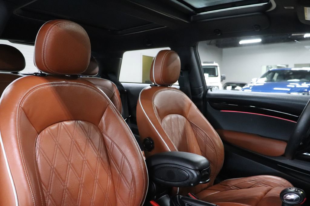 Used 2019 MINI Cooper S image 17