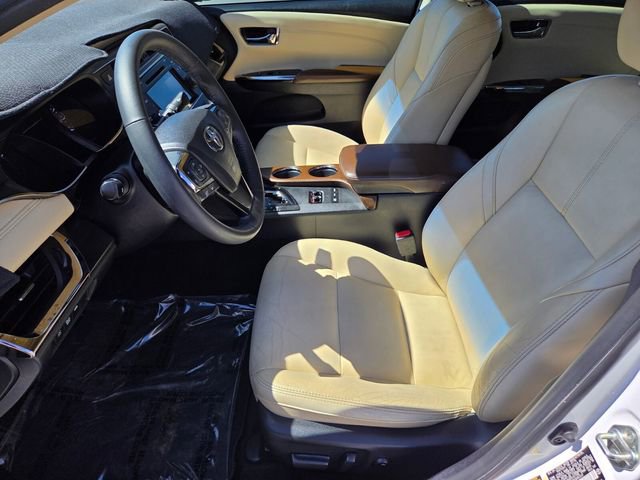 Used 2016 Toyota Avalon XLE Premium image 10