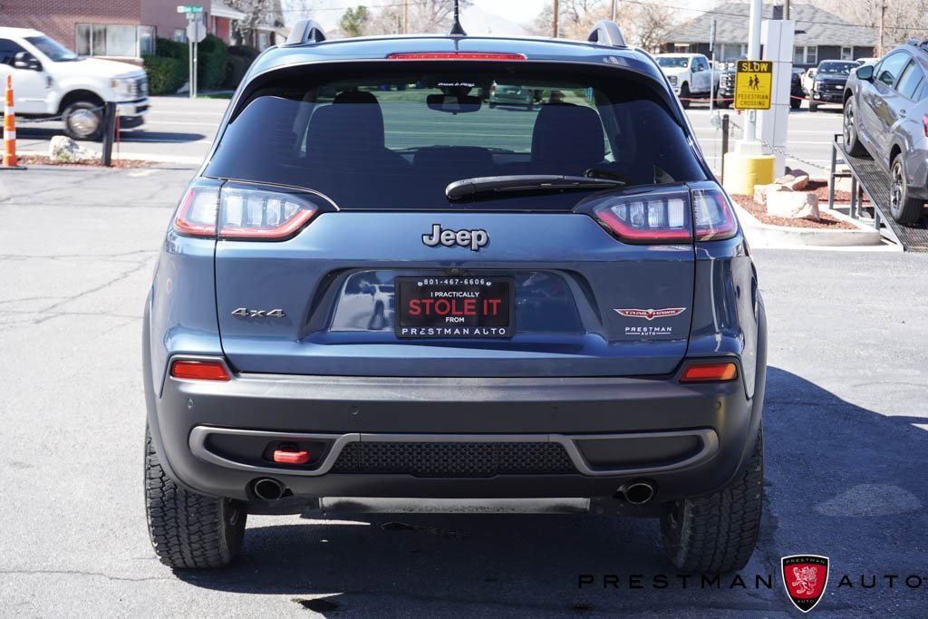 Used 2019 Jeep Cherokee Trailhawk w/ Cold Weather Group image 20