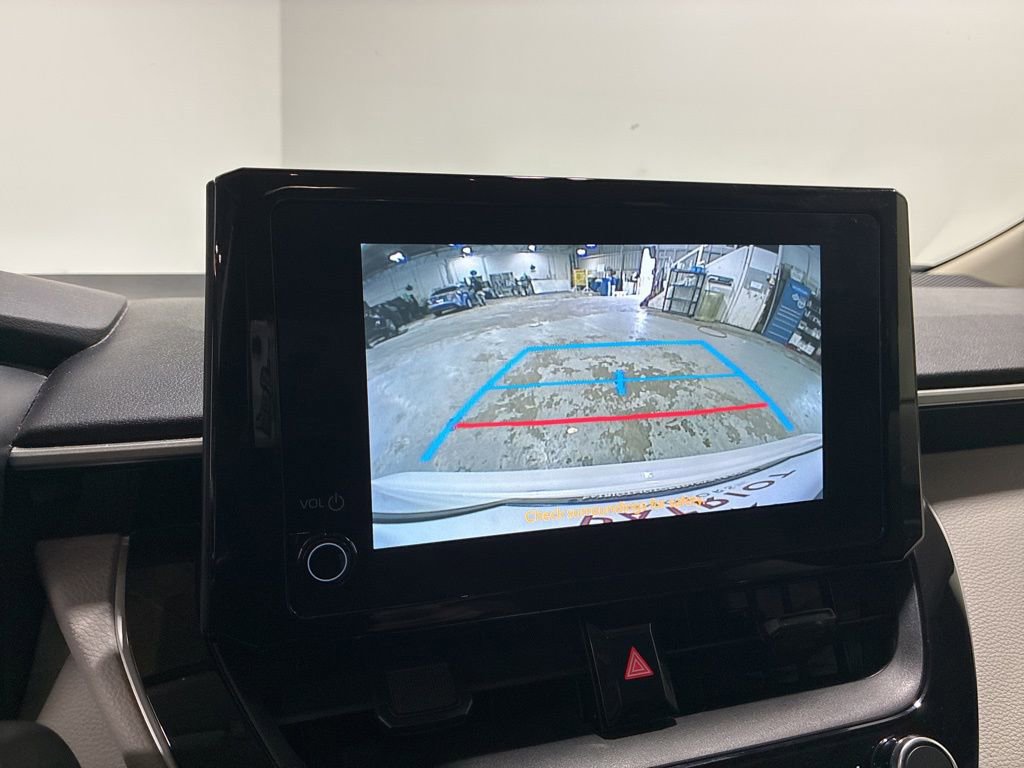 Used 2024 Toyota Corolla LE w/ LE Convenience Package image 30