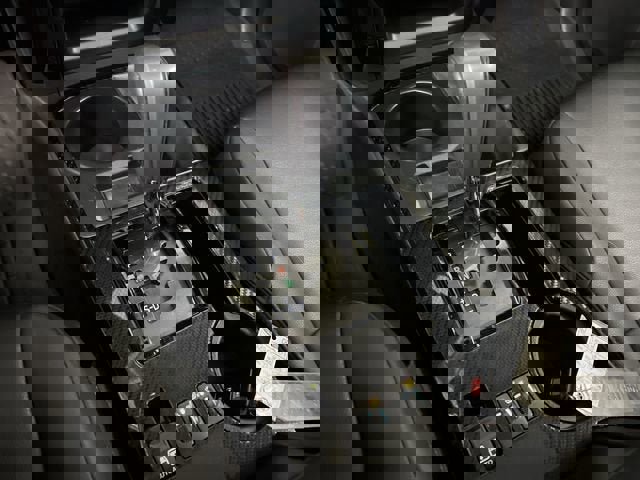 Used 2021 Toyota 4Runner Venture w/ Moonroof Package image 16