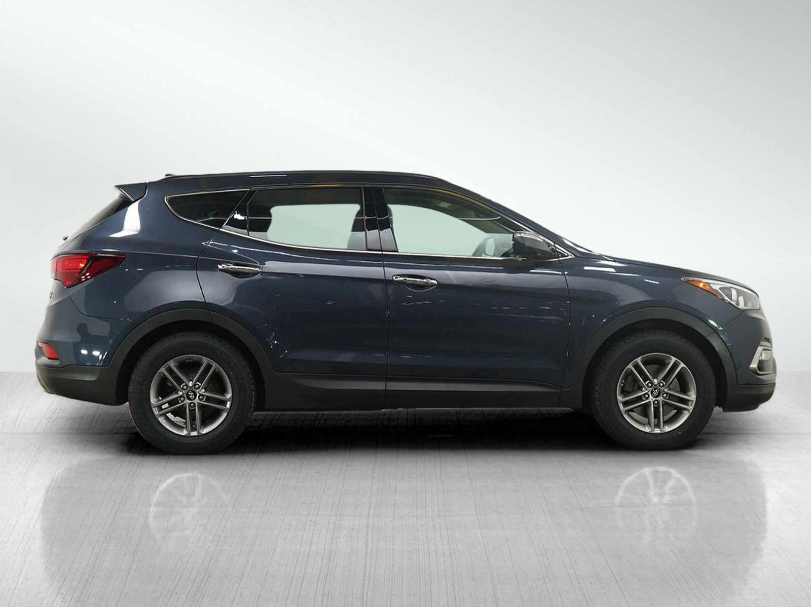 Used 2018 Hyundai Santa Fe Sport AWD/4WD image 6