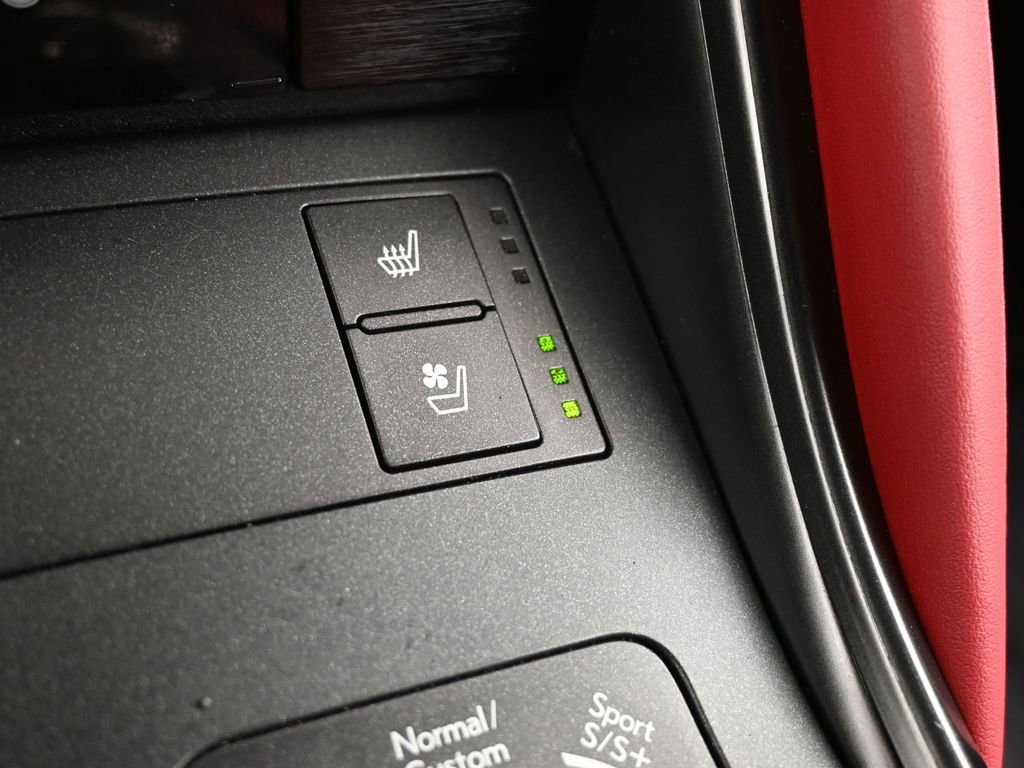 Used 2024 Lexus IS 500 image 26