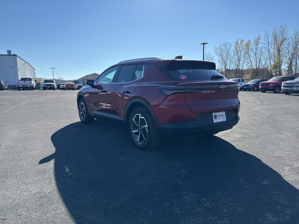 New 2026 Chevrolet Equinox EV LT image 5