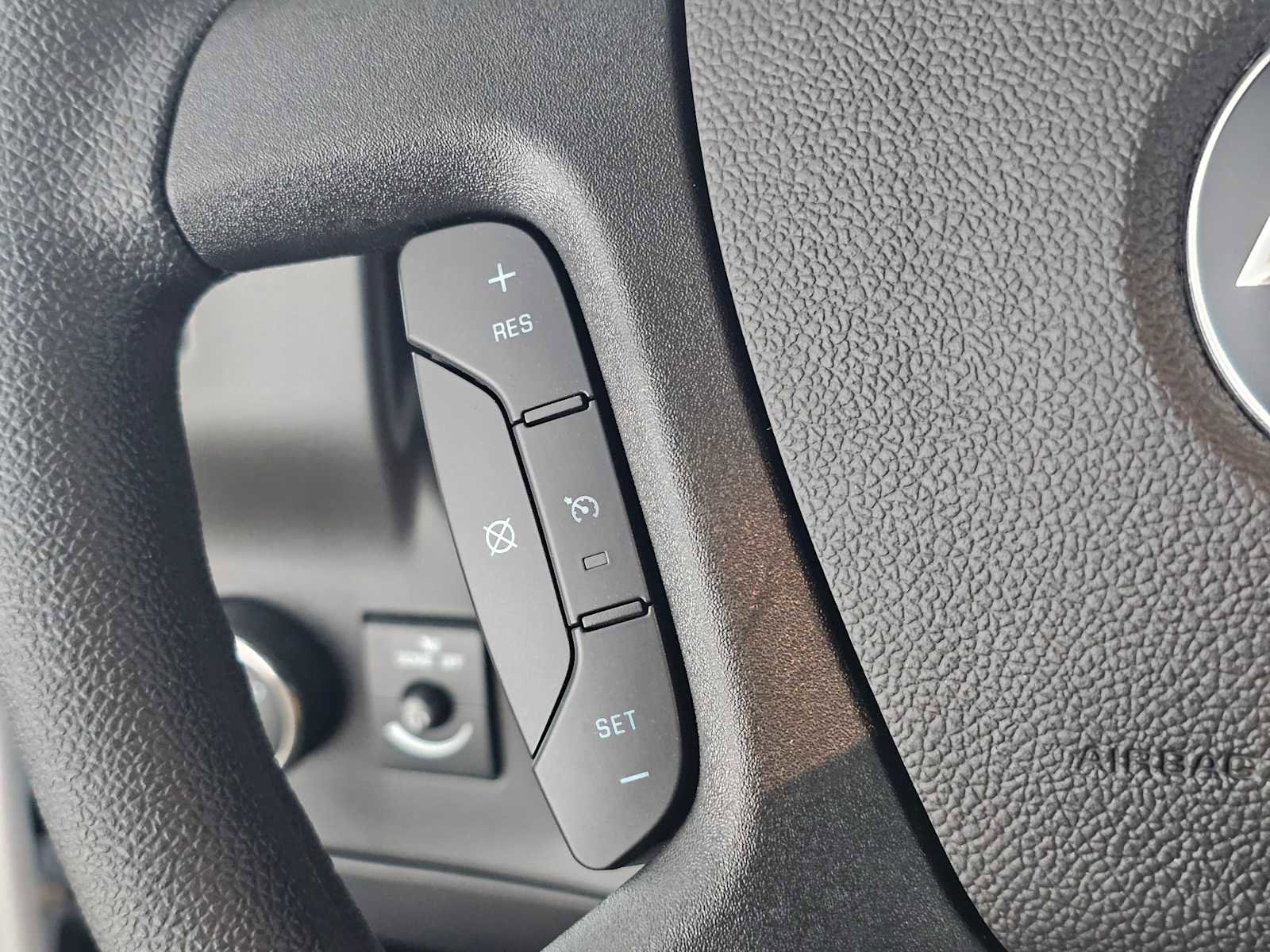 New 2026 Chevrolet Express 2500 Extended image 26