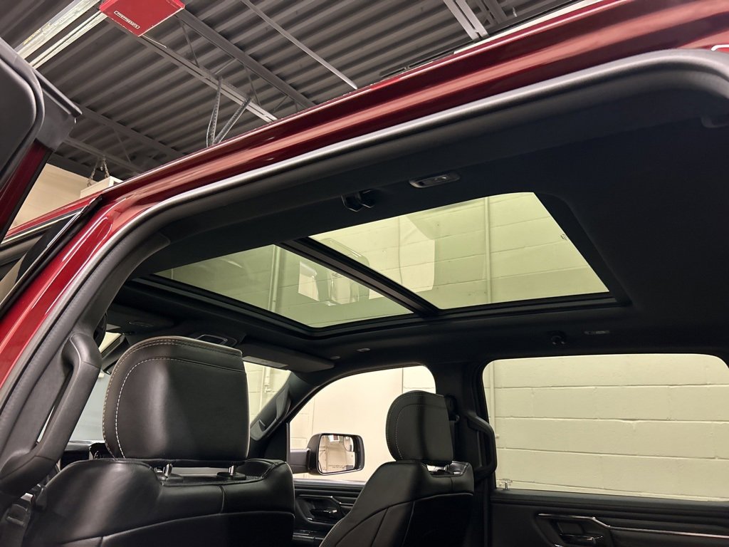 Used 2023 RAM 1500 Limited w/ Body Color Bumper Group image 31