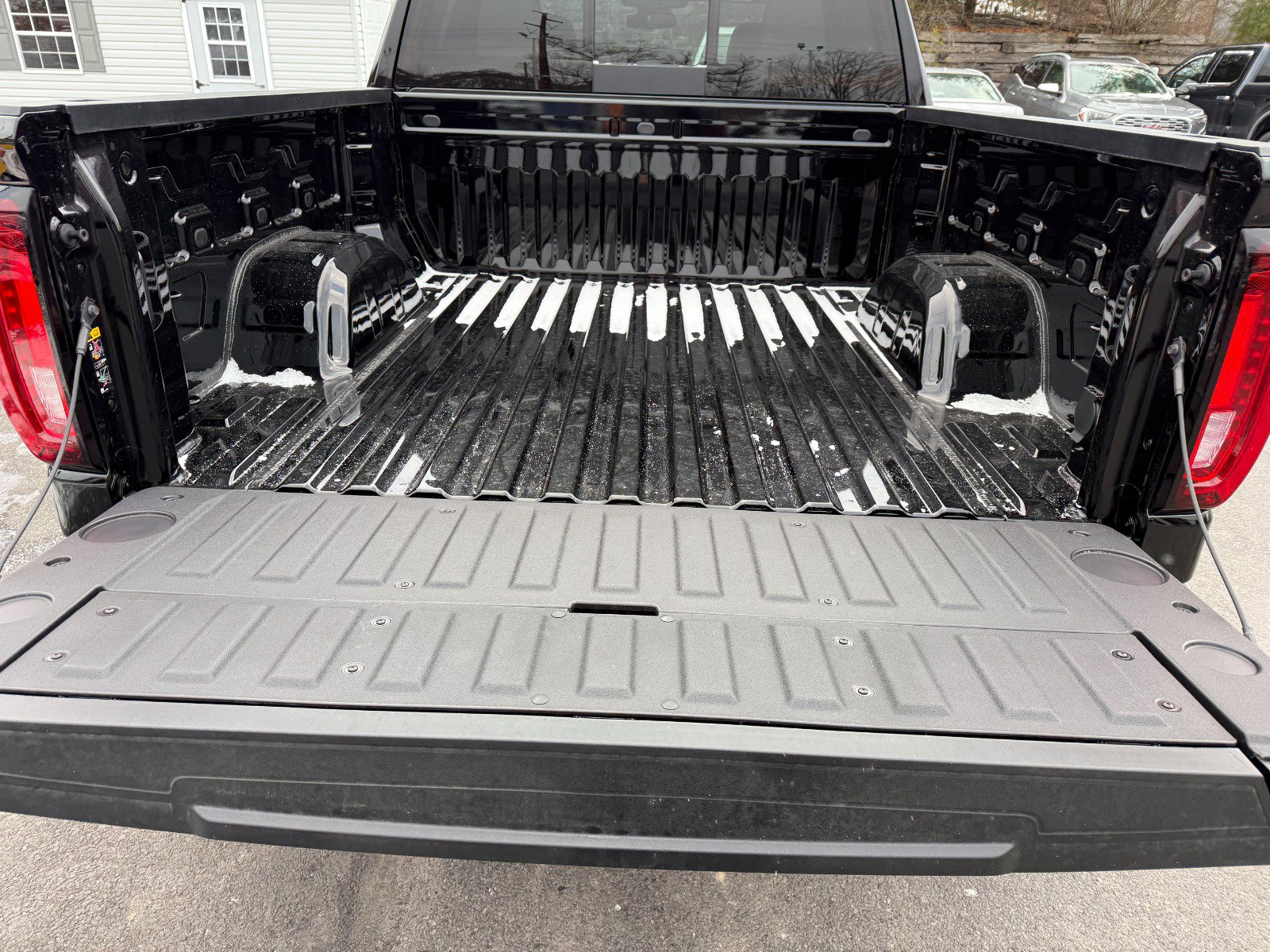 New 2026 GMC Sierra 1500 SLT w/ SLT Premium Package image 19