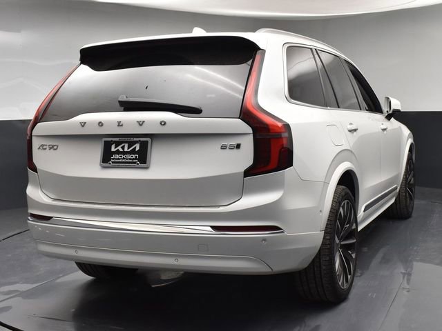 Used 2025 Volvo XC90 B5 Plus w/ Protection Package Premier image 7