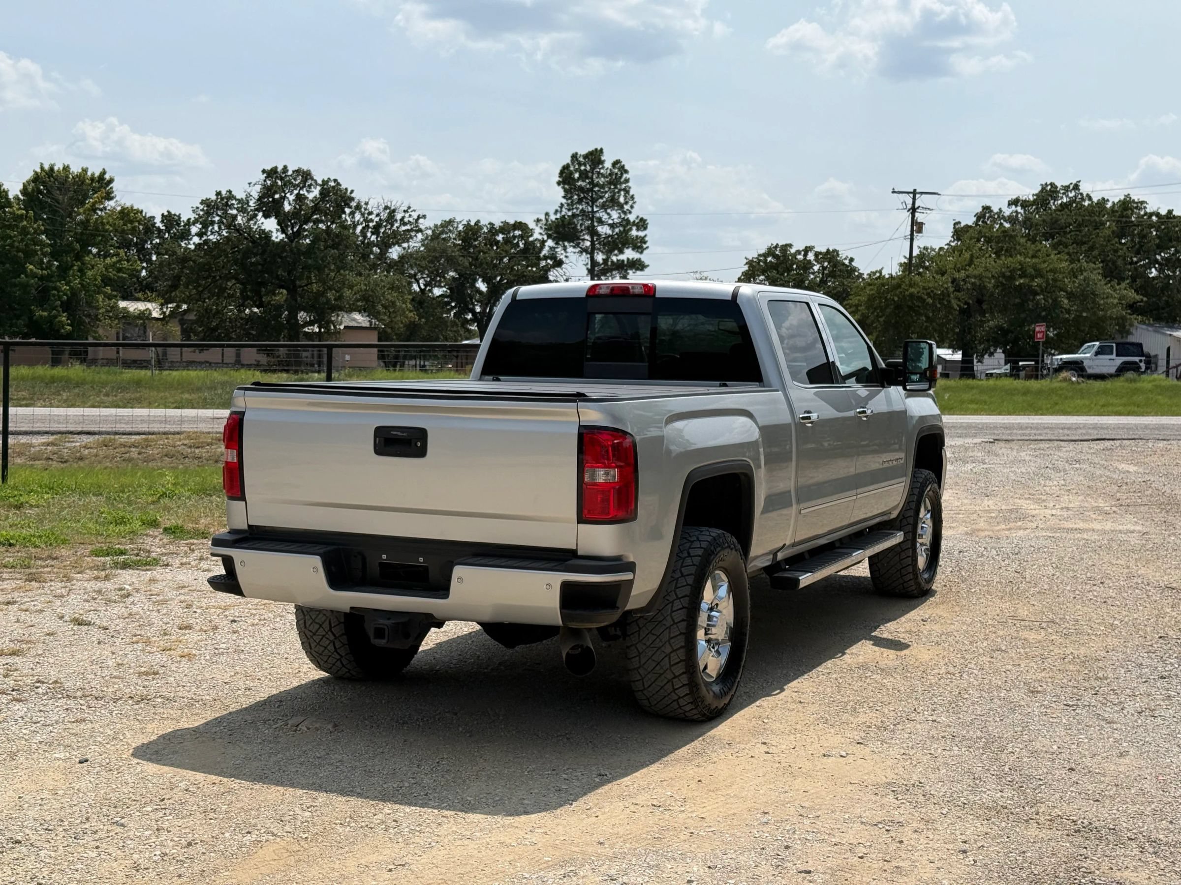 Used 2019 GMC Sierra 3500 Denali w/ Duramax Plus Package AWD/4WD image 3
