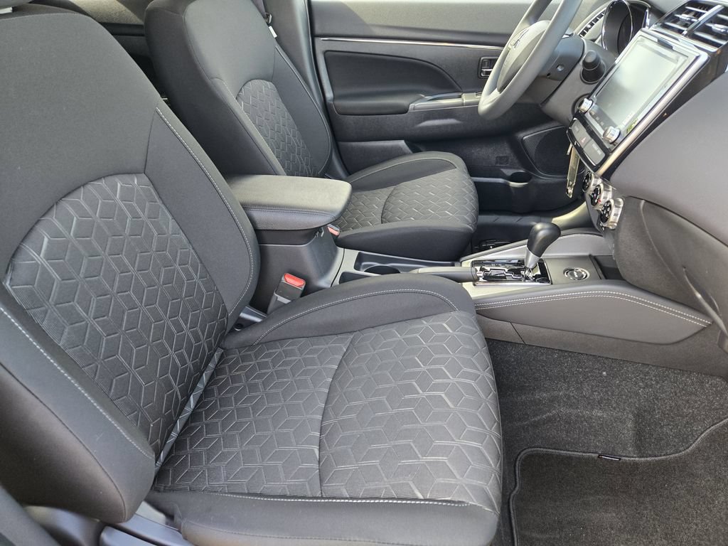 Used 2026 Mitsubishi Outlander Sport ES AWD/4WD image 10