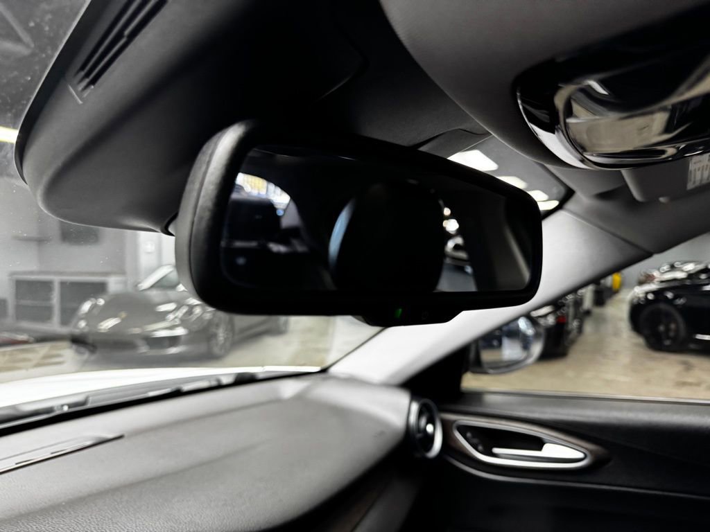 Used 2019 Alfa Romeo Giulia Ti w/ Nero Edizione image 28