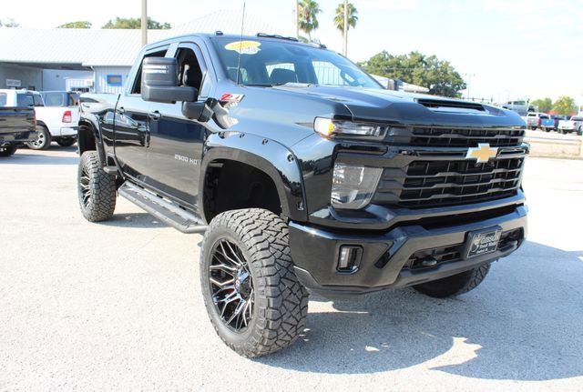Used 2024 Chevrolet Silverado 2500 LT w/ All Star Edition image 15