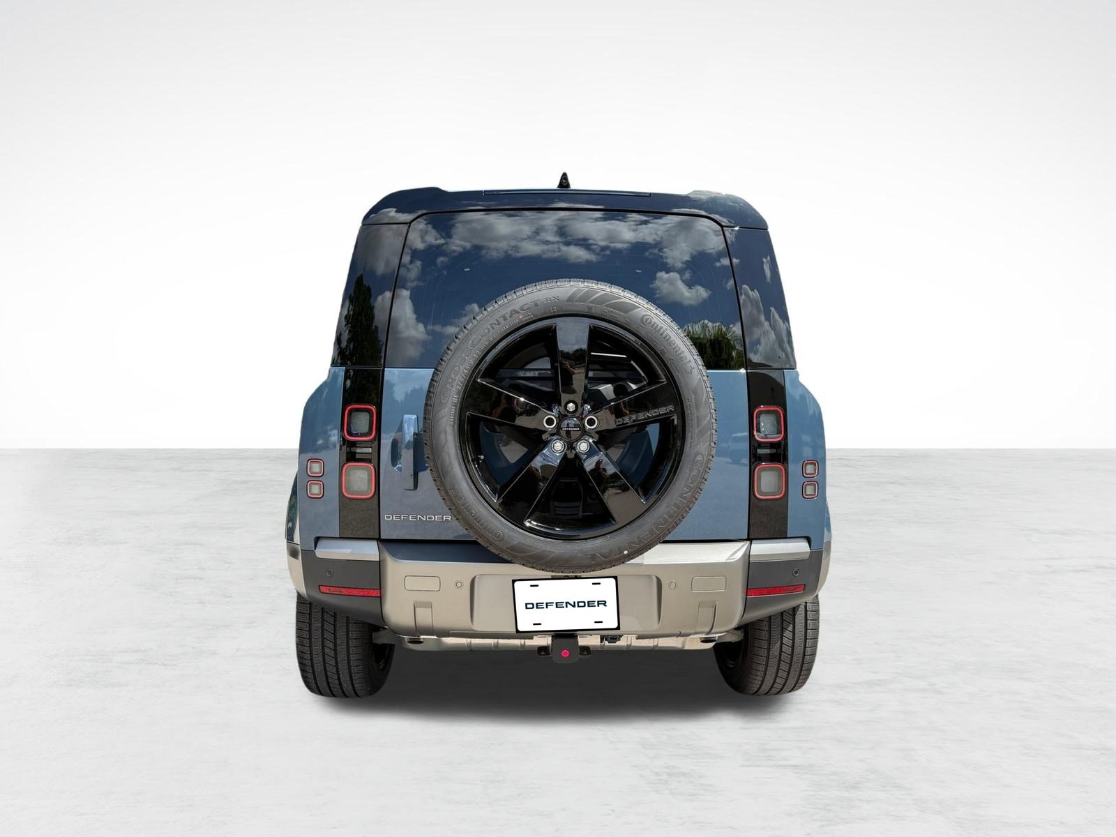 New 2026 Land Rover Defender 110 S AWD/4WD image 10