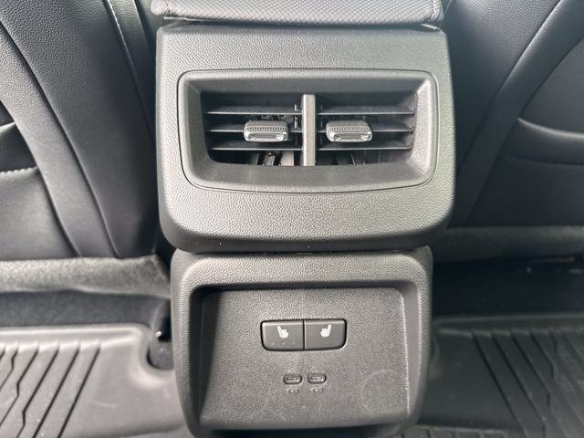 New 2025 Chevrolet Equinox EV RS w/ Active Safety Package 3 AWD/4WD image 25