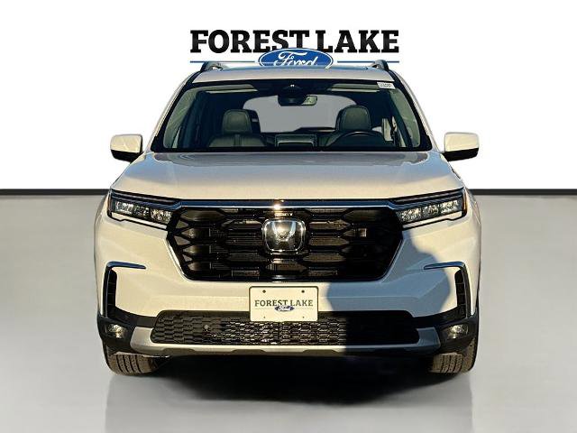 Used 2024 Honda Pilot Touring image 2