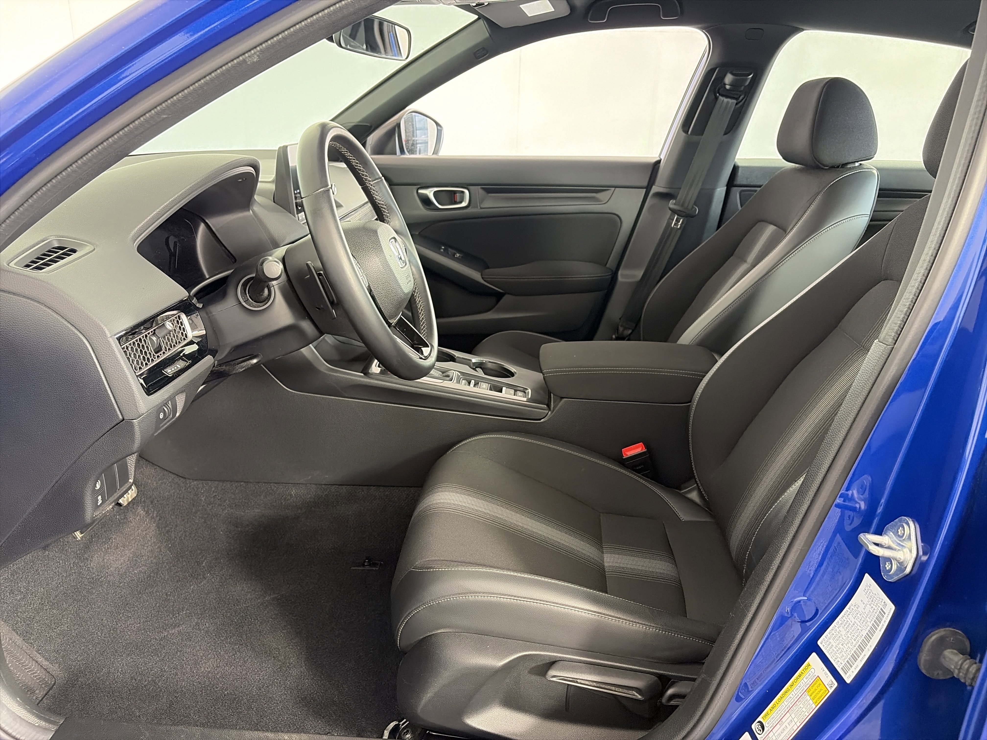 Used 2022 Honda Civic Sport image 6